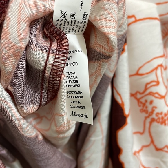 Maaji beachwear coverup (sz m) - Picture 14 of 14